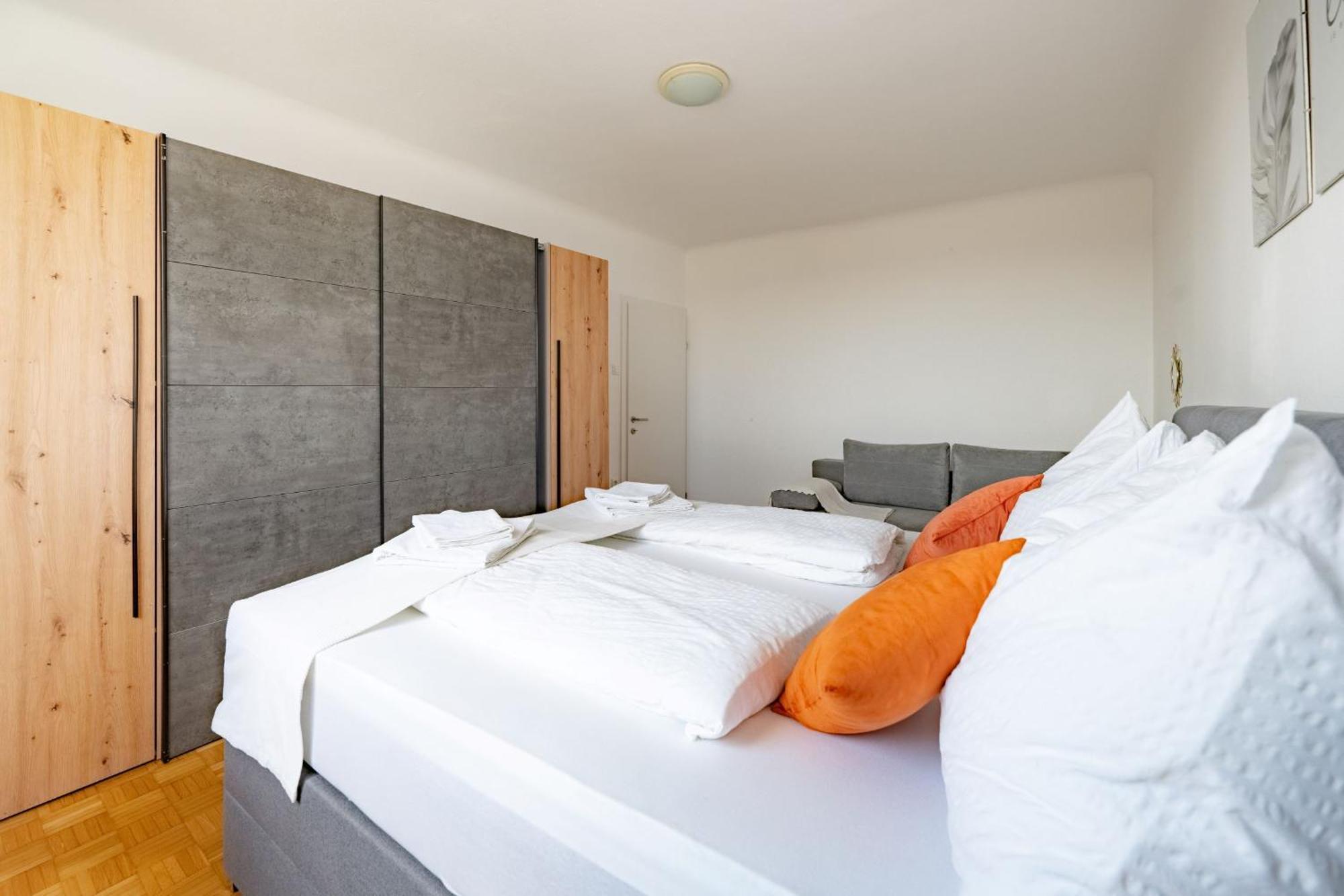 Tamliving Zentrum Luxus Parken Messe Wifi Traumaussicht Sunrise&Sunset Graz Exterior photo