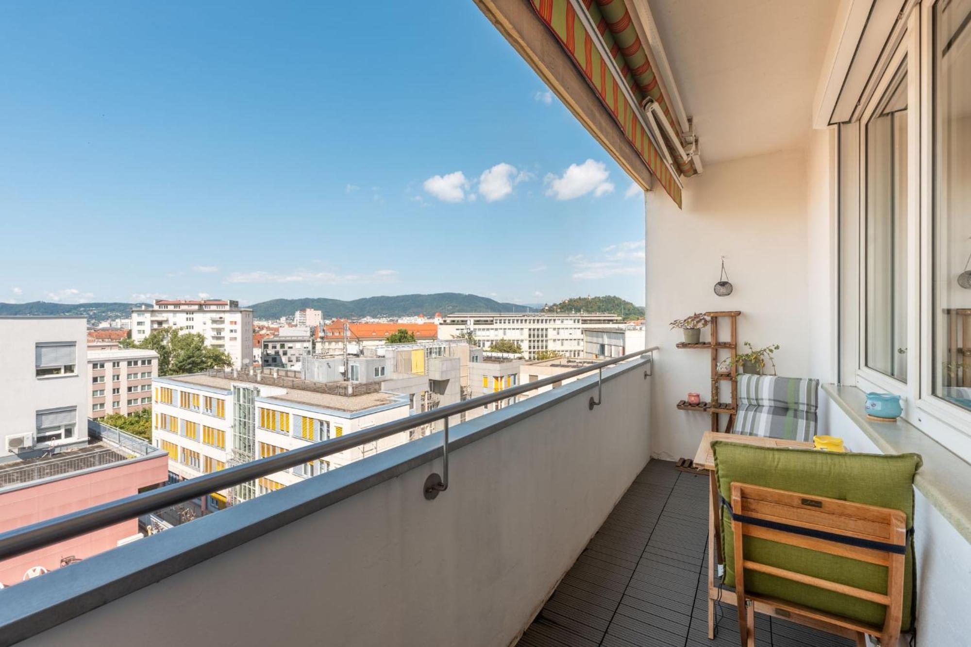 Tamliving Zentrum Luxus Parken Messe Wifi Traumaussicht Sunrise&Sunset Graz Exterior photo